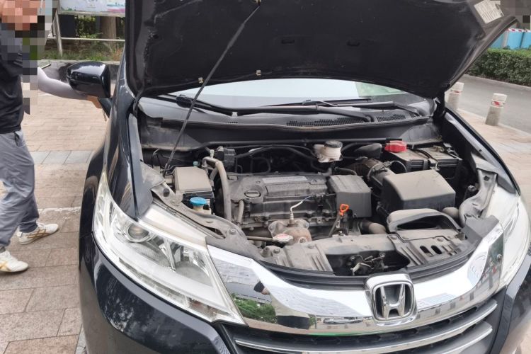 Used Honda Odyssey 2015 Revised 2.4L Luxury Edition Engine Bay Right