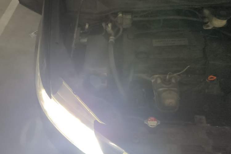 Used Honda Odyssey 2015 Updated Version 2.4L Smart Edition Engine Bay Right