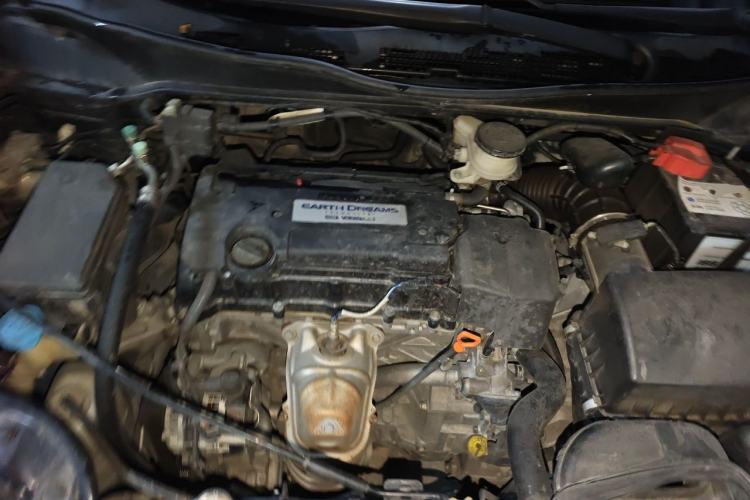 Used Honda Odyssey 2015 2.4L Smart Edition Engine Bay