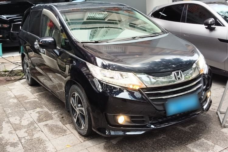 Used Honda Odyssey 2015 Updated Version 2.4L Smart Edition Exterior 1