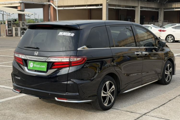 Used Honda Odyssey 2015 Updated 2.4L Smart Cool Version Exterior 10