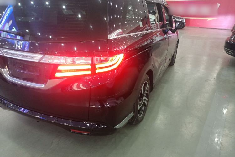 Used Honda Odyssey 2015 Revised 2.4L Luxury Edition Exterior 3