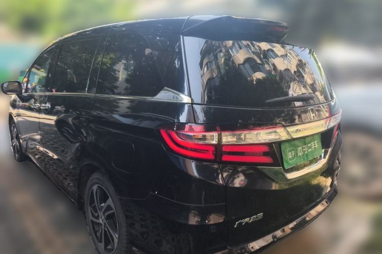 Used Honda Odyssey 2015 Updated Version 2.4L Smart Edition Exterior 3