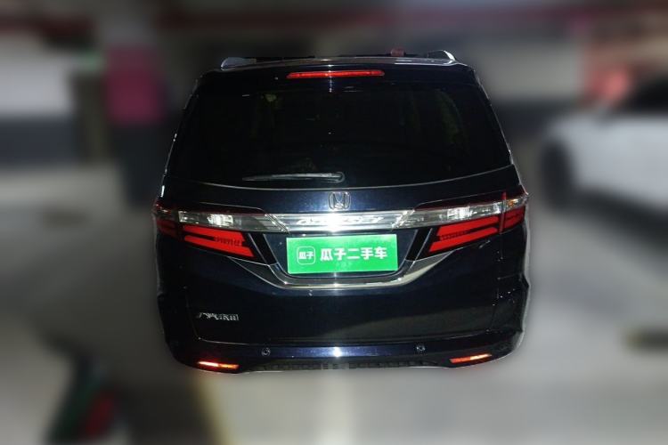 Used Honda Odyssey 2015 Updated Version 2.4L Smart Edition Exterior 4