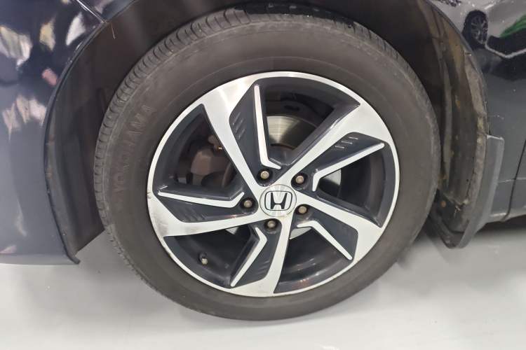 Used Honda Odyssey 2015 2.4L Luxury Edition Exterior 4