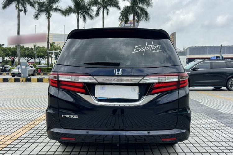 Used Honda Odyssey 2015 Revised 2.4L Luxury Edition Exterior 4