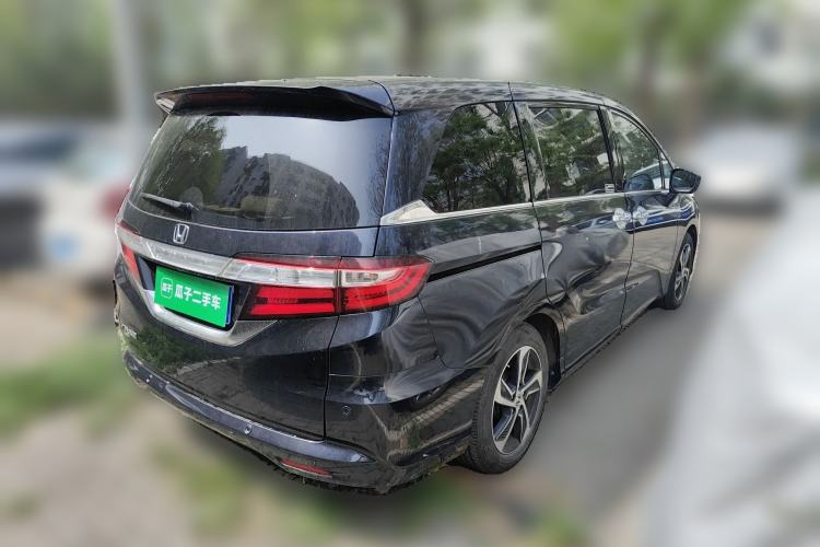 Used Honda Odyssey 2015 Updated Version 2.4L Smart Edition Exterior 5