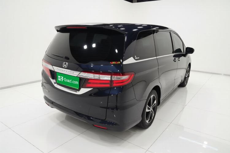 Used Honda Odyssey 2015 Revised 2.4L Luxury Edition Exterior 5