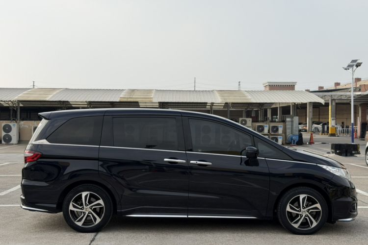 Used Honda Odyssey 2015 Updated 2.4L Smart Cool Version Exterior 8