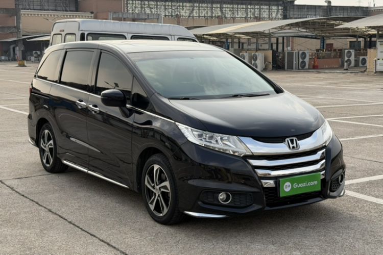 Used Honda Odyssey 2015 Updated 2.4L Smart Cool Version Exterior 9