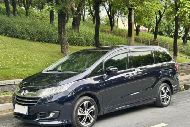 Used Honda Odyssey 2015 Updated Version 2.4L Smart Edition