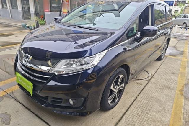 Used Honda Odyssey 2015 Updated Version 2.4L Smart Edition