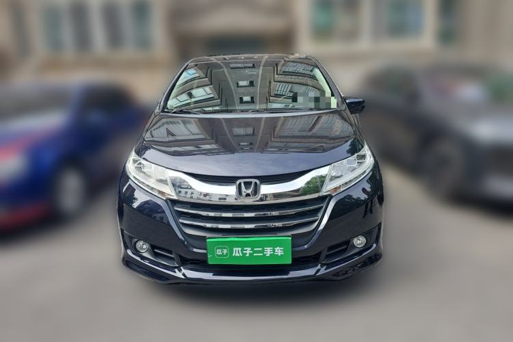 Used Honda Odyssey 2015 Updated Version 2.4L Smart Edition Front
