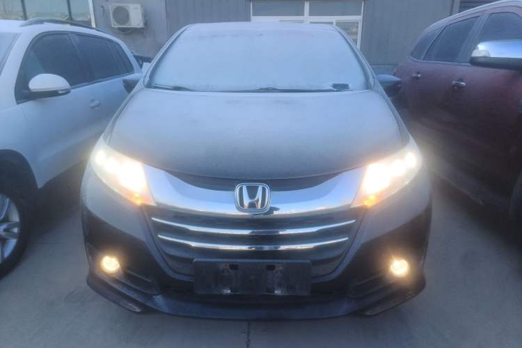 Used Honda Odyssey 2015 Updated Version 2.4L Smart Edition Front