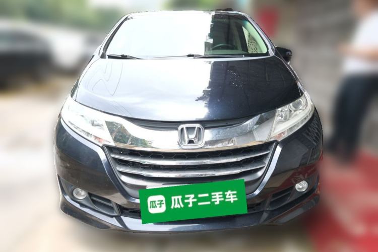 Used Honda Odyssey 2015 Revised 2.4L Luxury Edition Front