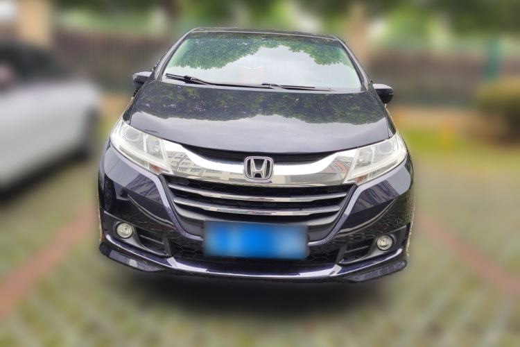 Used Honda Odyssey 2015 Revised 2.4L Luxury Edition Front