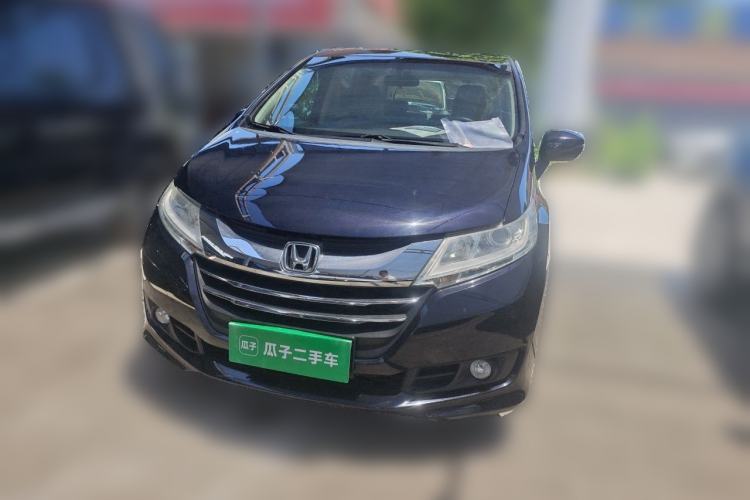 Used Honda Odyssey 2015 Revised 2.4L Luxury Edition Front