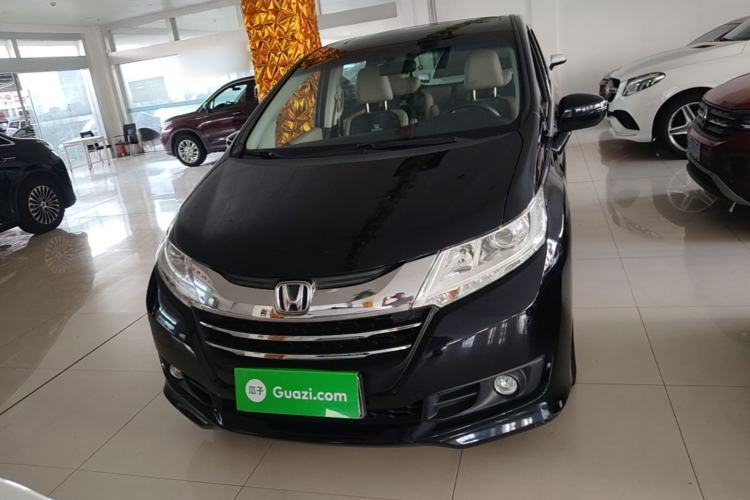 Used Honda Odyssey 2015 Revised 2.4L Luxury Edition Front