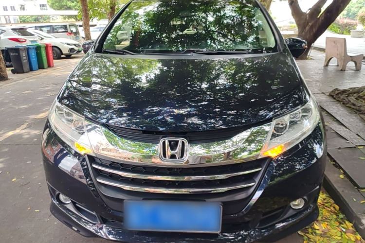Used Honda Odyssey 2015 Updated Version 2.4L Smart Edition Front