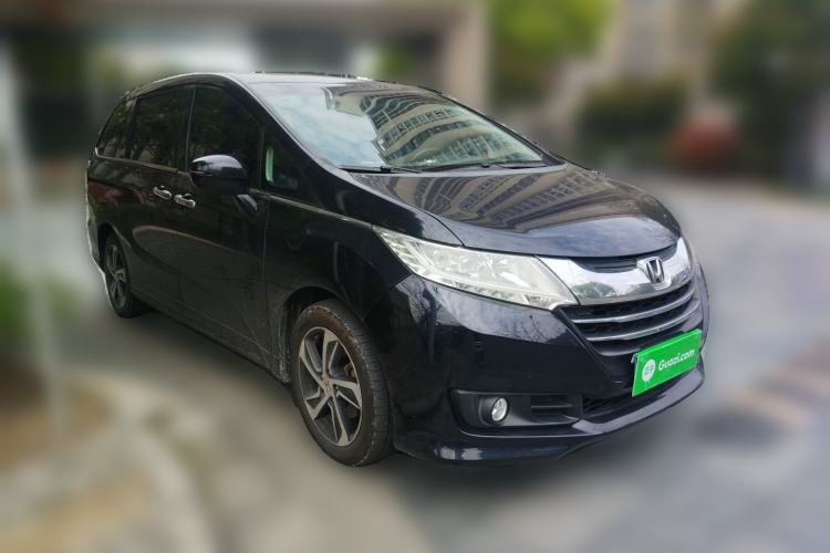 Used Honda Odyssey 2015 2.4L Smart Edition Front Right 45 Deg