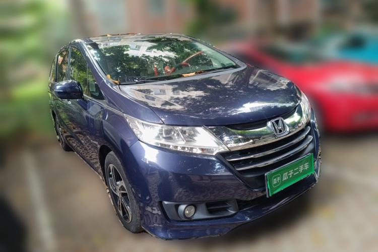 Used Honda Odyssey 2015 2.4L Smart Edition Front Right 45 Deg