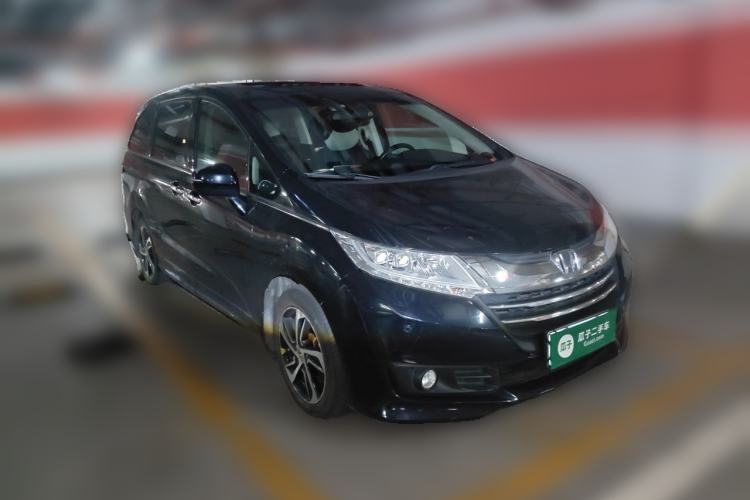 Used Honda Odyssey 2015 2.4L Smart Edition Front Right 45 Deg