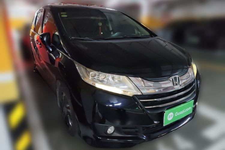 Used Honda Odyssey 2015 2.4L Smart Edition Front Right 45 Deg