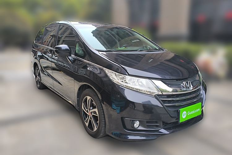 Used Honda Odyssey 2015 2.4L Smart Edition Front Right 45 Deg