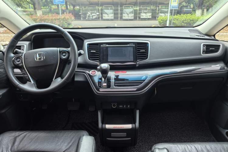Used Honda Odyssey 2015 Updated 2.4L Smart Cool Version Gear Lever