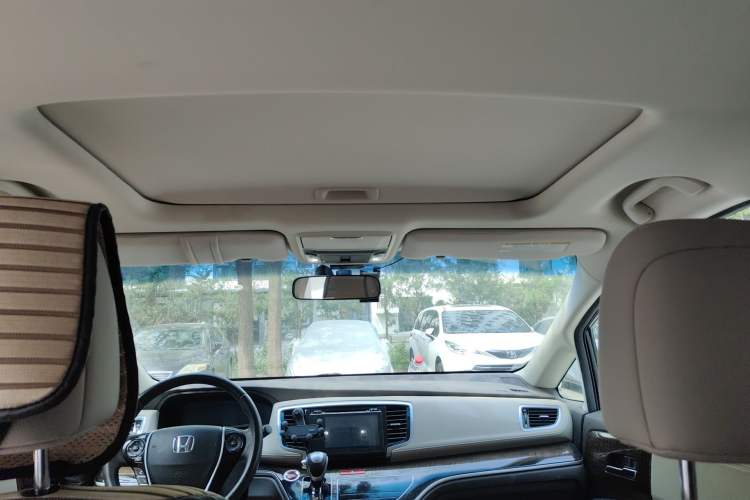 Used Honda Odyssey 2015 Updated Version 2.4L Smart Edition Headliner