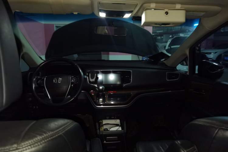 Used Honda Odyssey 2015 Updated Version 2.4L Smart Edition Headliner