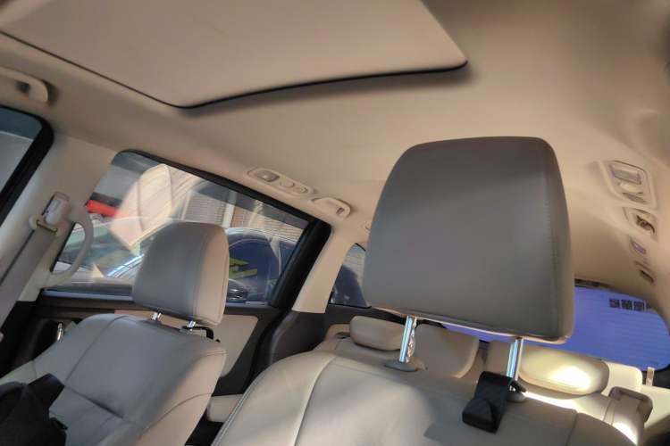 Used Honda Odyssey 2015 Revised 2.4L Luxury Edition Headliner