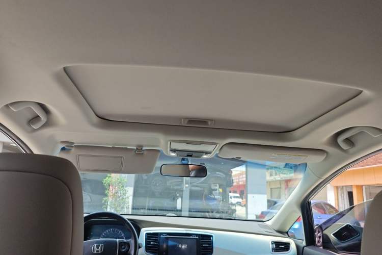 Used Honda Odyssey 2015 Updated Version 2.4L Smart Edition Headliner