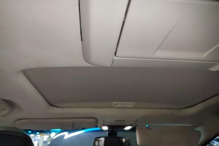 Used Honda Odyssey 2015 2.4L Supreme Edition Headliner