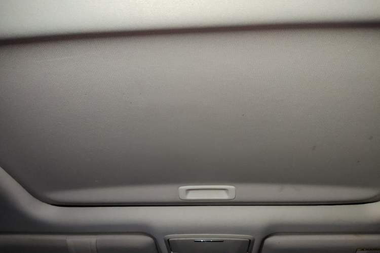 Used Honda Odyssey 2015 Updated Version 2.4L Smart Edition Headliner
