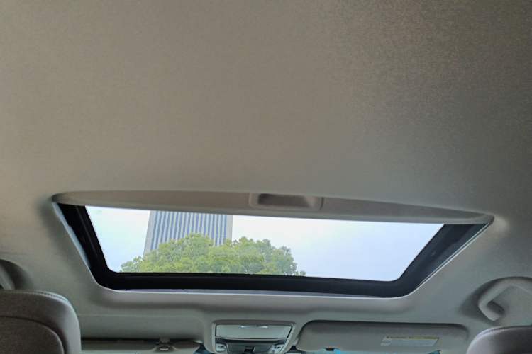Used Honda Odyssey 2015 2.4L Smart Edition Headliner