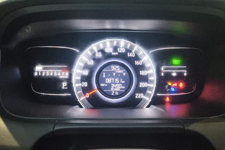 Used Honda Odyssey 2015 2.4L Smart Edition Instrument Cluster