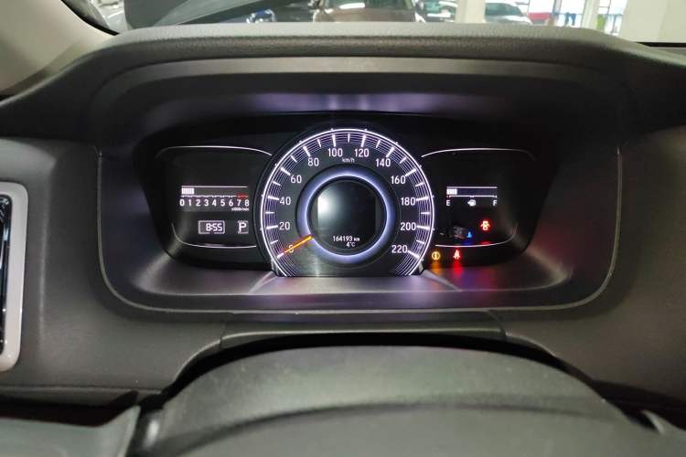 Used Honda Odyssey 2015 2.4L Supreme Edition Instrument Cluster