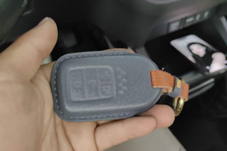 Used Honda Odyssey 2015 Revised 2.4L Luxury Edition Interior 1