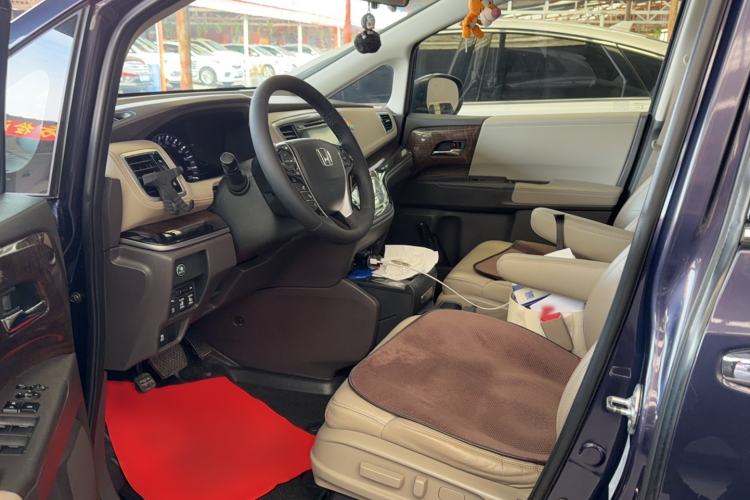 Used Honda Odyssey 2015 2.4L Smart Edition Interior 1