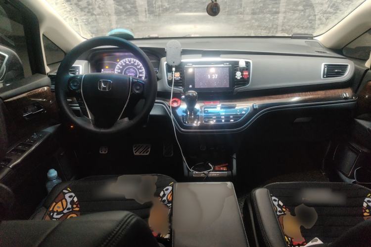 Used Honda Odyssey 2015 2.4L Smart Edition Interior 2