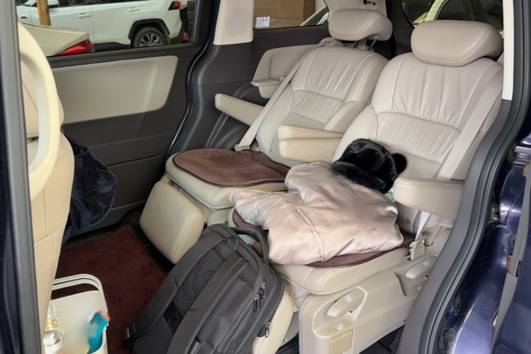 Used Honda Odyssey 2015 2.4L Smart Edition Interior 2