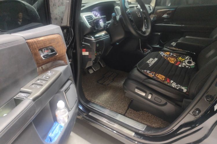 Used Honda Odyssey 2015 2.4L Smart Edition Interior 3