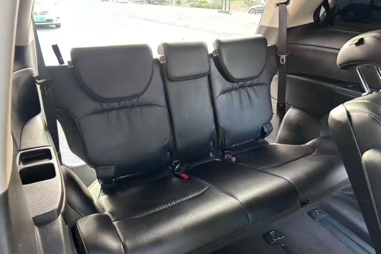 Used Honda Odyssey 2015 Updated Version 2.4L Smart Edition Interior 4