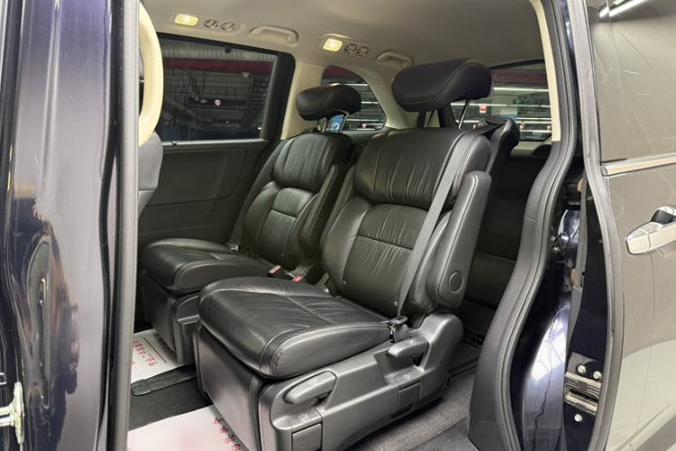 Used Honda Odyssey 2015 2.4L Prestige Edition Interior 8