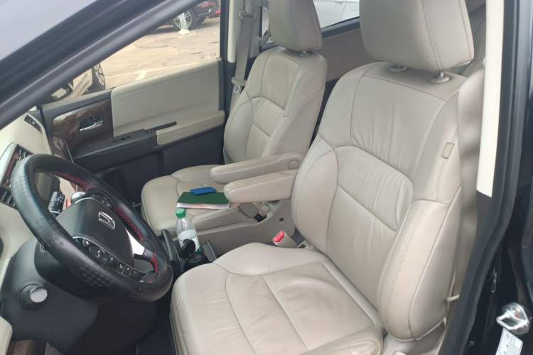 Used Honda Odyssey 2015 Updated Version 2.4L Smart Edition Left Front Seat