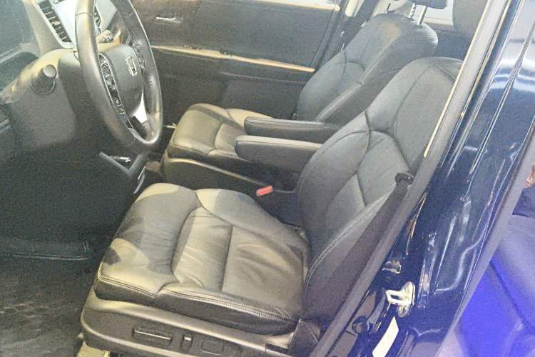 Used Honda Odyssey 2015 2.4L Smart Edition Left Front Seat