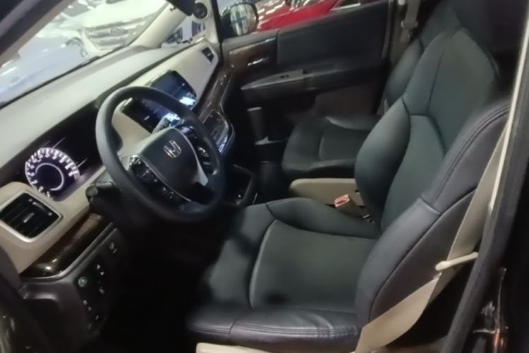 Used Honda Odyssey 2015 Revised Version 2.4L Comfort Edition Left Front Seat