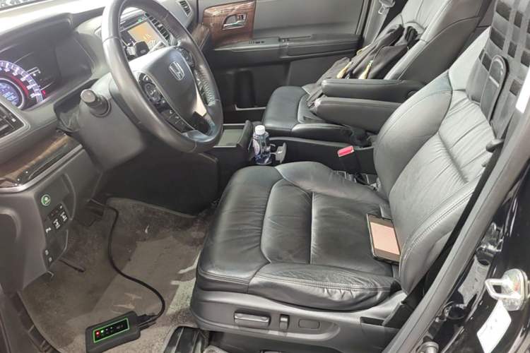 Used Honda Odyssey 2015 Updated Version 2.4L Smart Edition Left Front Seat