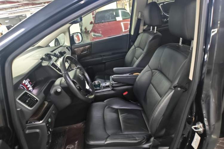 Used Honda Odyssey 2015 Revised Version 2.4L Supreme Edition Left Front Seat